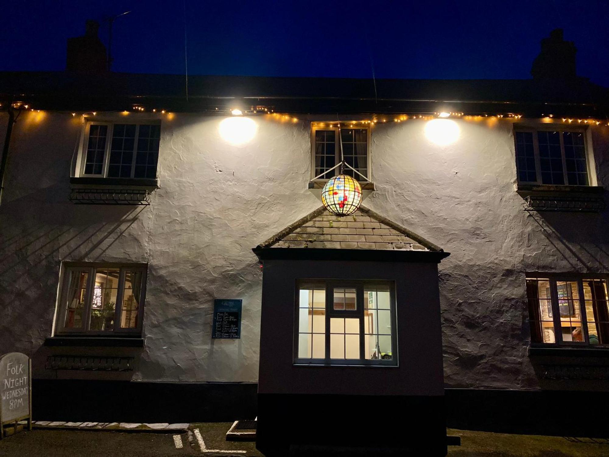 The Globe Inn Kingsbridge  Exterior foto